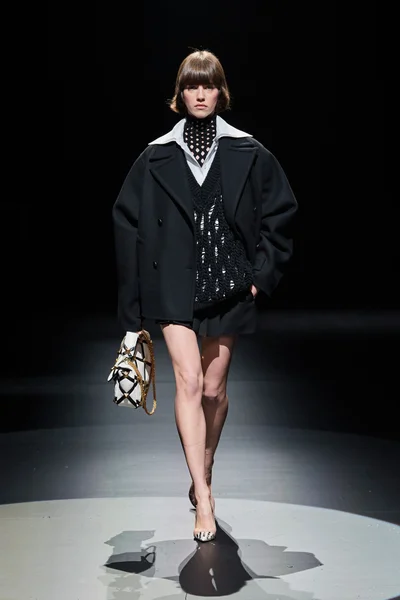 Look 23